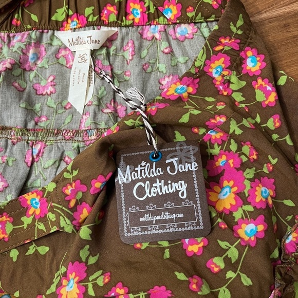 Matilda Jane On a Whim Tiered Babydoll Tank Top XS Floral Brown Pink Cross Back - Picture 6 of 8